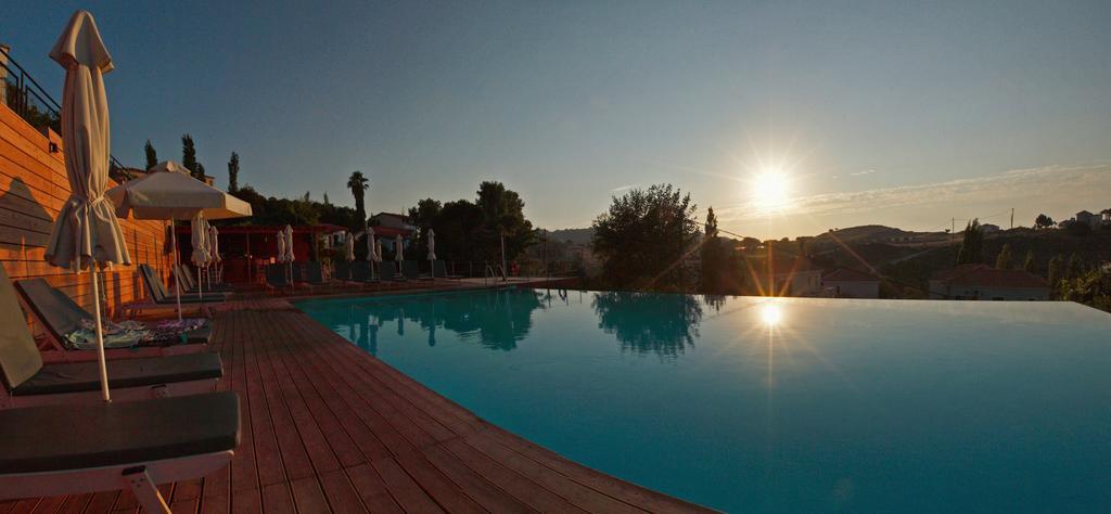 Belvedere Aeolis Hotel Mithimna Extérieur photo