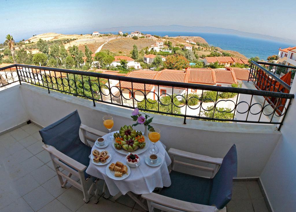 Belvedere Aeolis Hotel Mithimna Extérieur photo